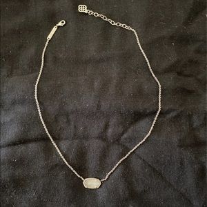 Kendra Scott necklace